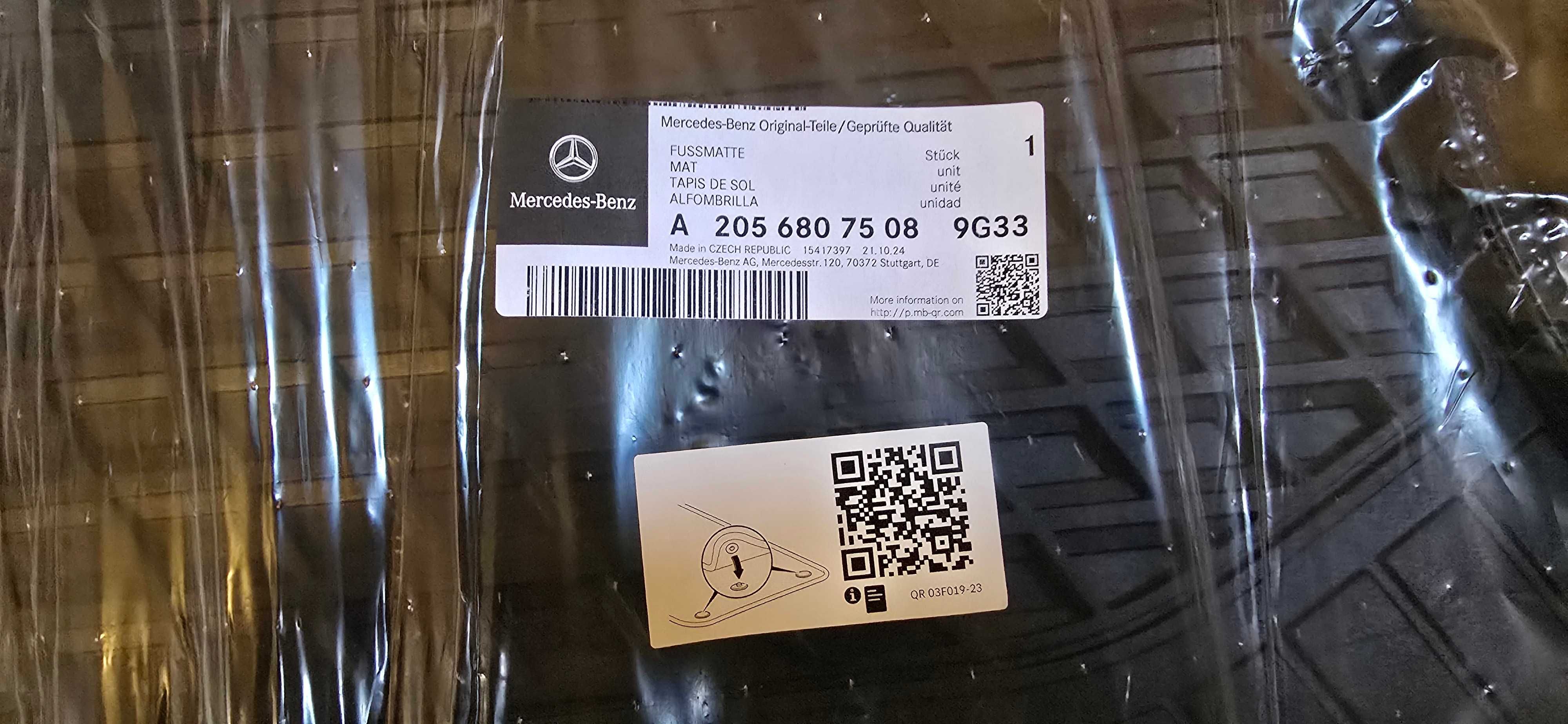 Dywaniki gumowe Mercedes Benz C-Class W205 przód (nowe) (orginał)