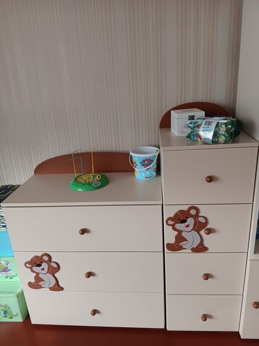 Sprzedam meble do pokoju dziecięcego Rezerwacja do środy 12.11.2025