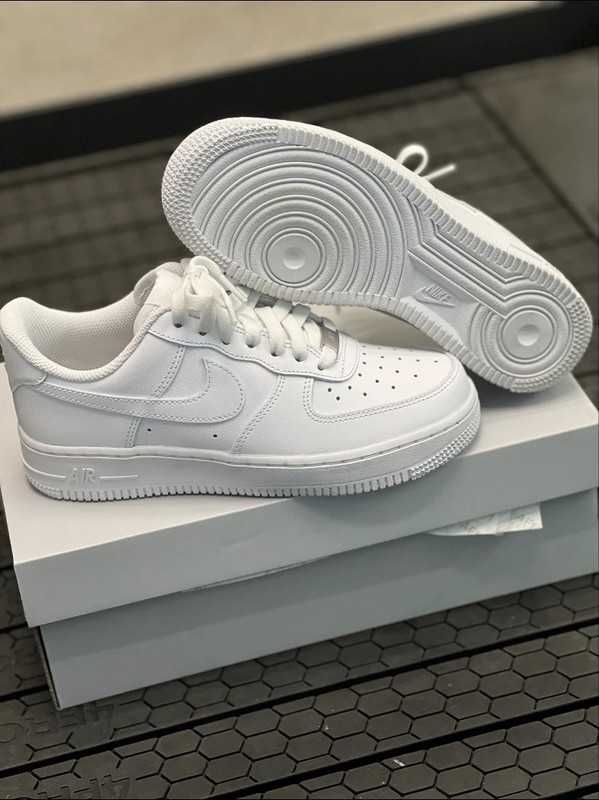 Nike Air Force 1 Low '07 White 39