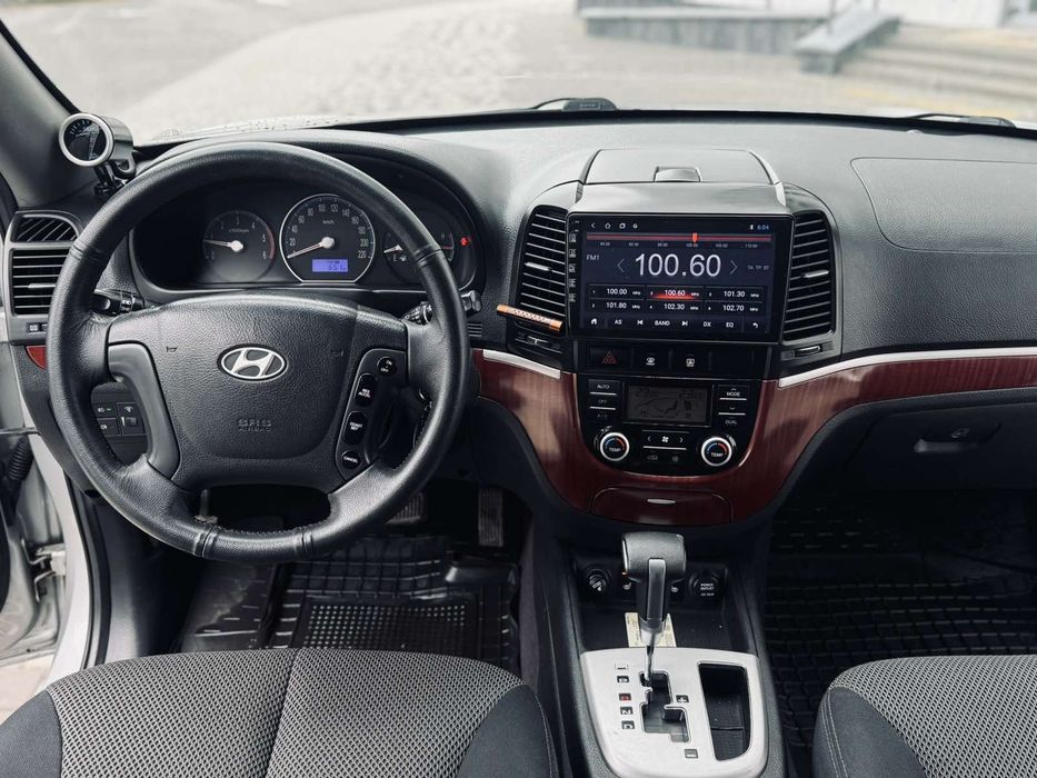 Продам Hyundai Santafe 2,2 дизель