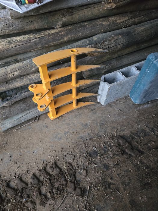 Mini escavadora vende ou troca