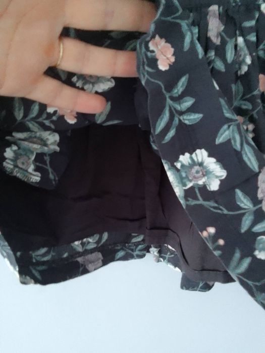 Spódniczka dla dziewczynki r.116 newbie KappAhl