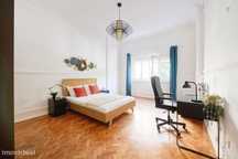 663021 - Quarto com cama de casal em...