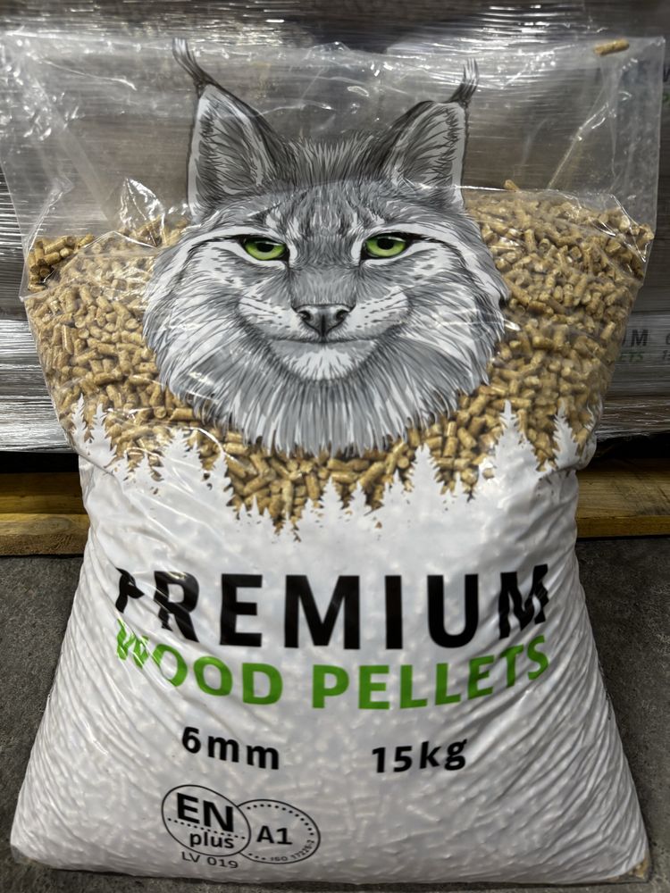 Pellet drzewny ENplus A1 ( ryś ,wilk)