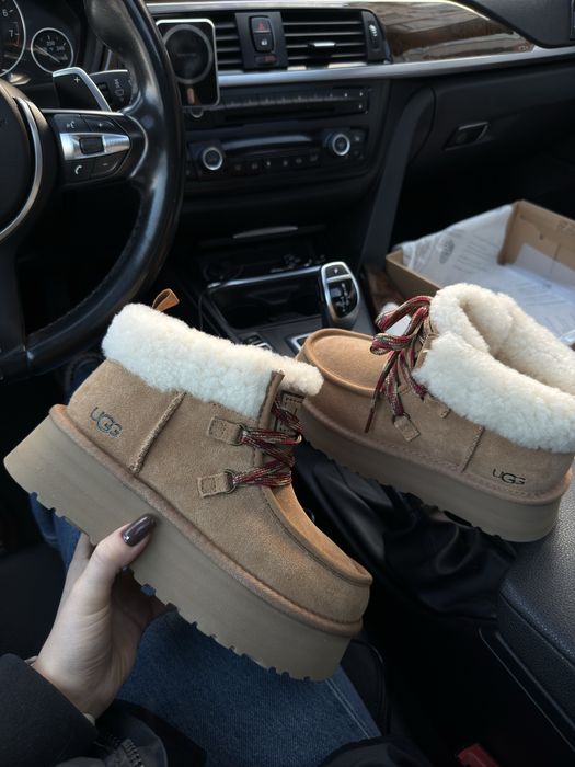 UGG Funkarra Platform lowmel tazz