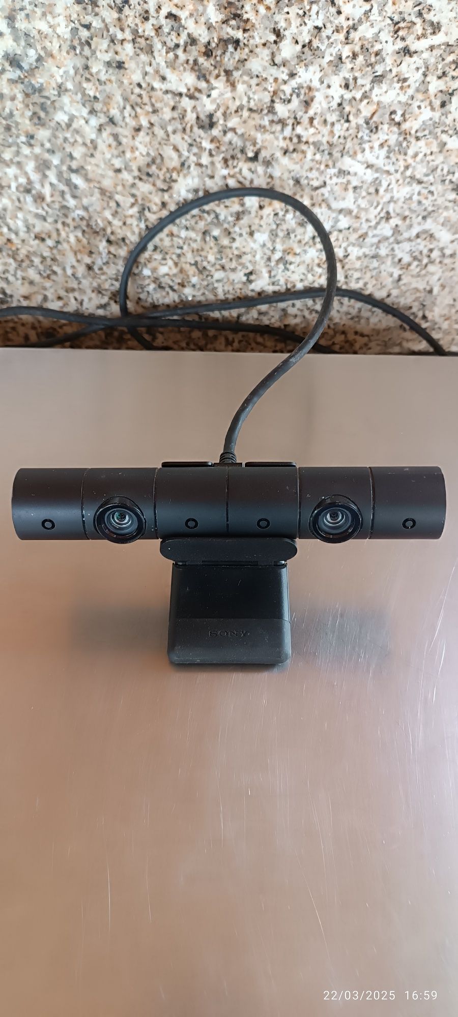 PS4 / Playstation 4 Slim 500GB + 1 Comando + Jogo