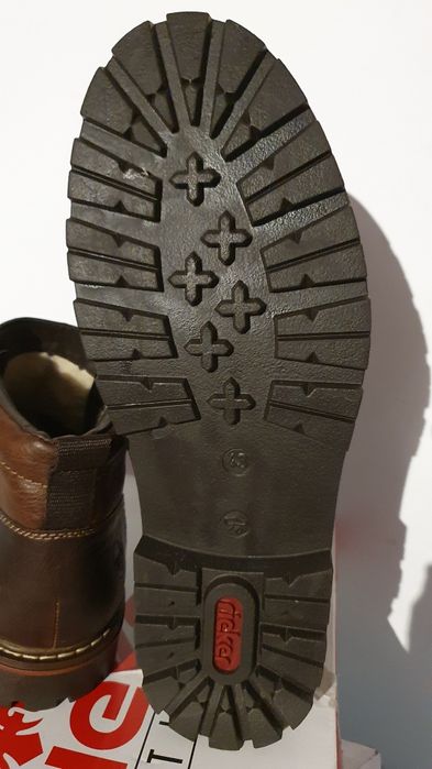 Buty nowe męskie ocieplane markowe rozmiar 43