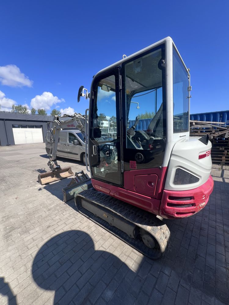 Takeuchi TB 230 v4 POWERTILT