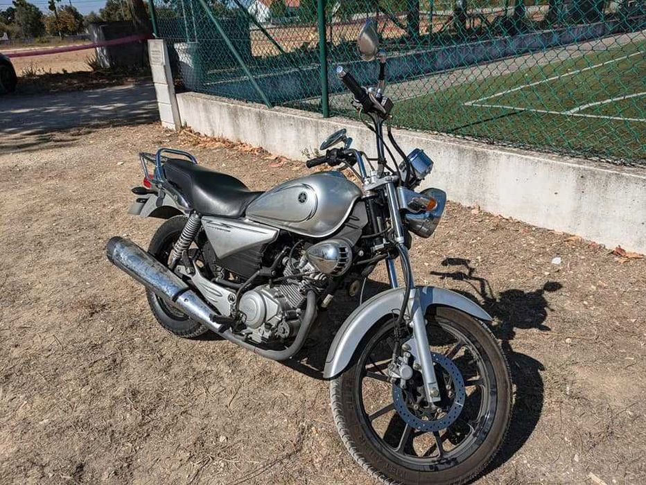 Yamaha YBR 125 Custom