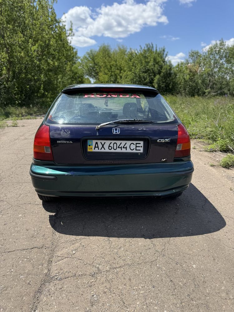 Хонда Civik 1.4i 1998г