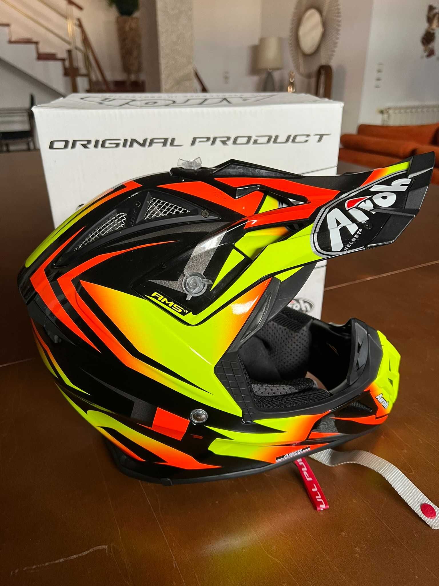 Capacete AIROH Aviator 2.3 AMS2 Fame - Como Novo - Tamanho XL - Enduro