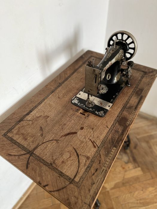 Anker maszyna do szycia PRL stół