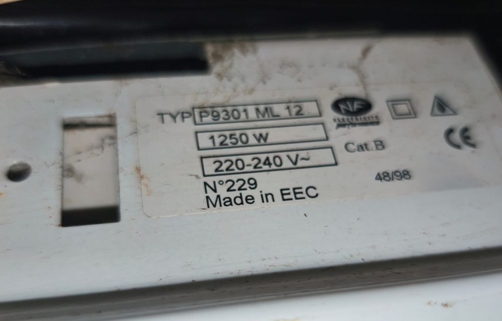 aquecedor convector elétrico Airelec P9301 ML 12, de 1,25 kW