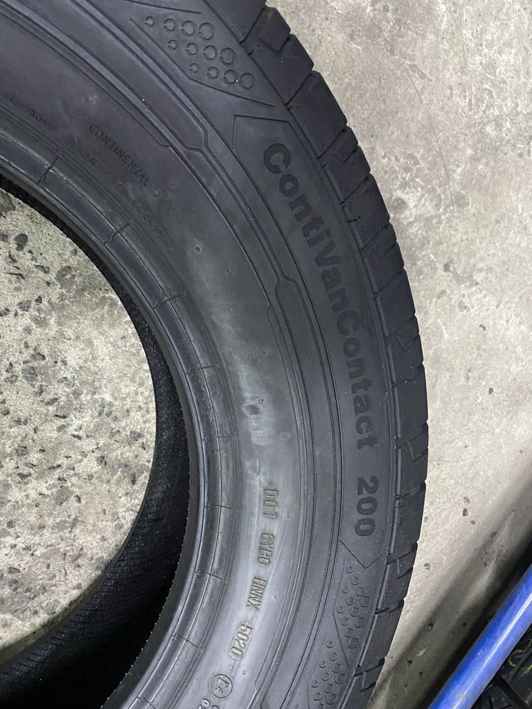 Літні шини 235/65 R16C CONTINENTAL