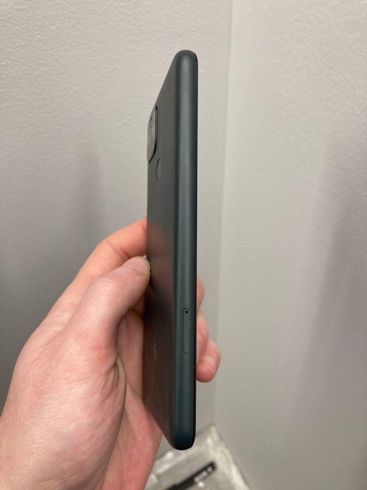 Google Pixel  5a