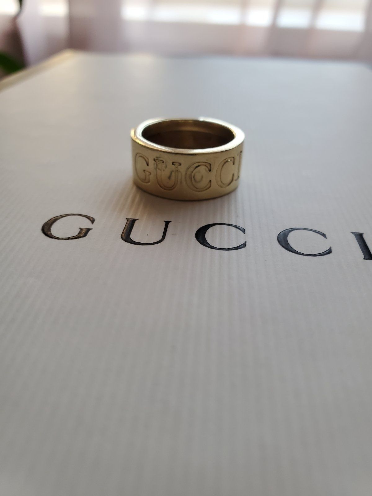 Золотое кольцо Гуччи GUCCI 17р 585