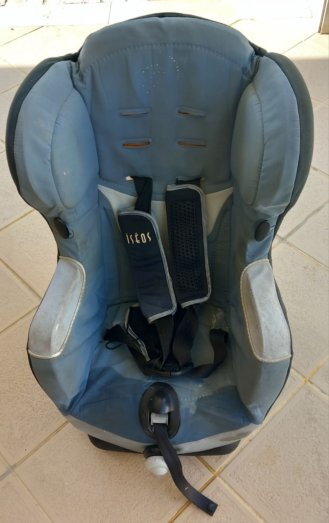 Cadeira auto 0-18kgs Iseos