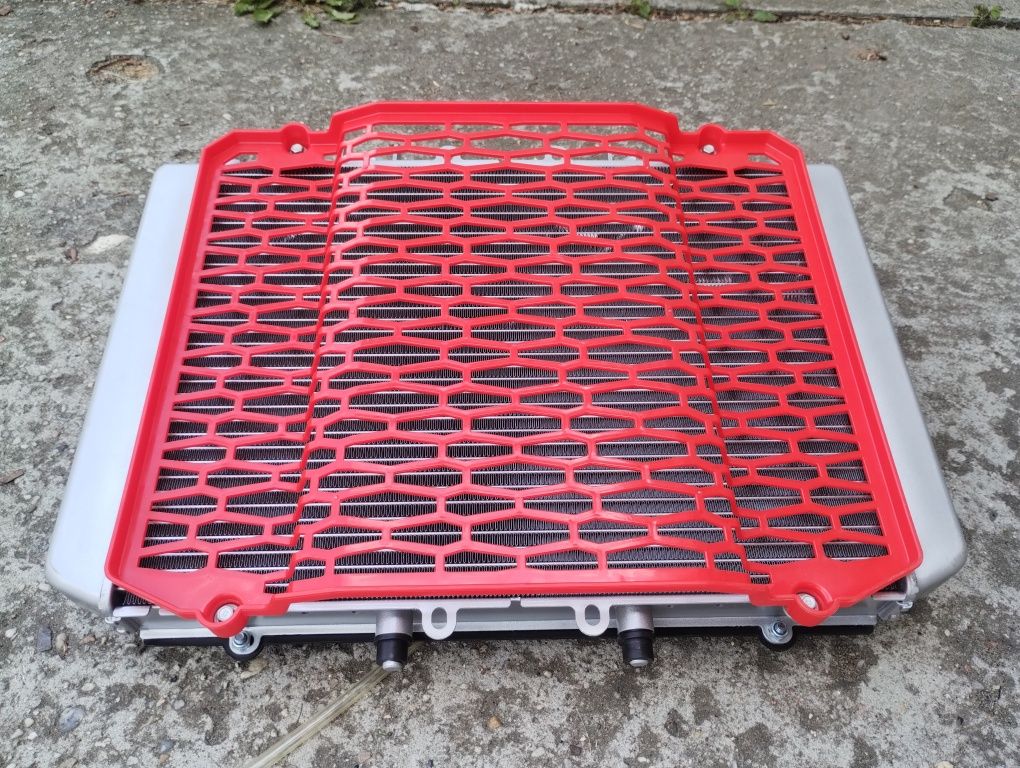 Odes 850 efi.Quad chłodnica wody kompletna