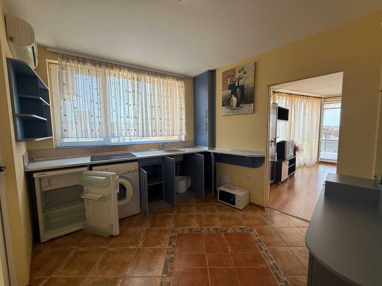 Просторная 2-комнатная квартира у моря в Болгарии, 116 м²