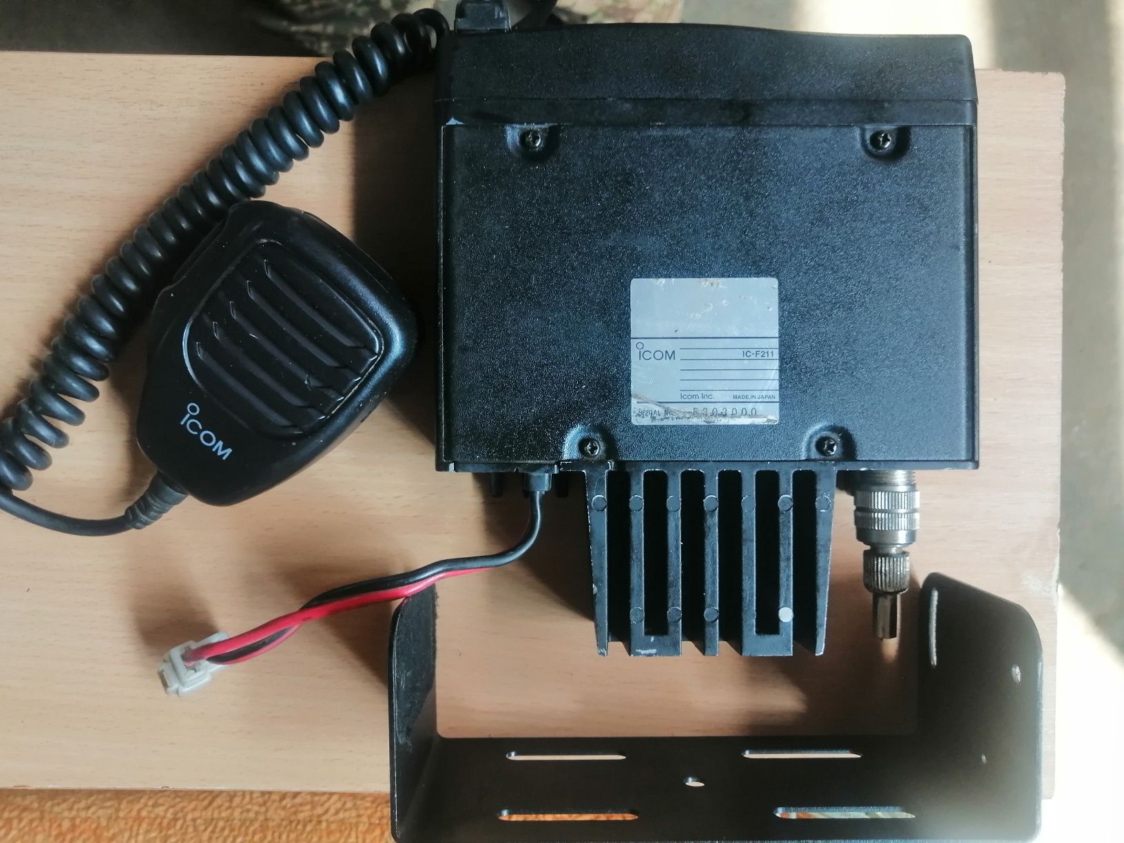 Радіостанція автомобільна ICOM IC - F211