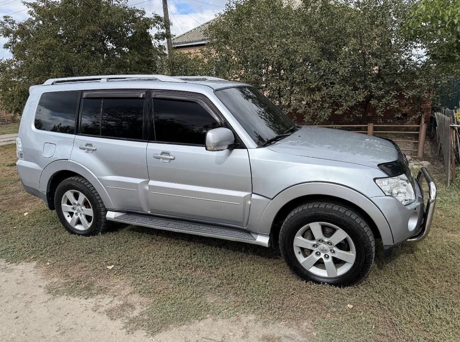 Mitsubishi Pajero Wagon