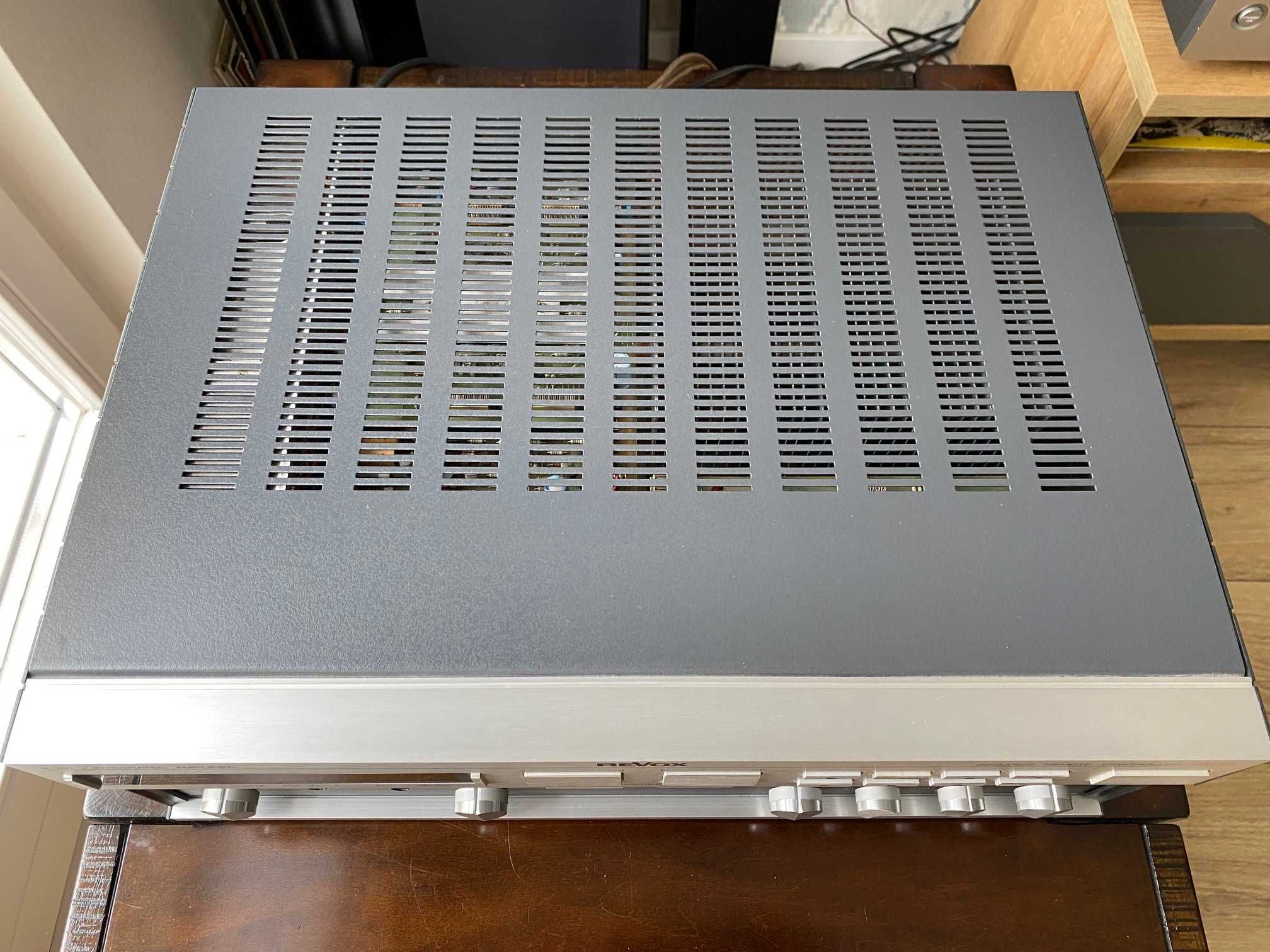 Revox B251 wzmacniacz zintegrowany