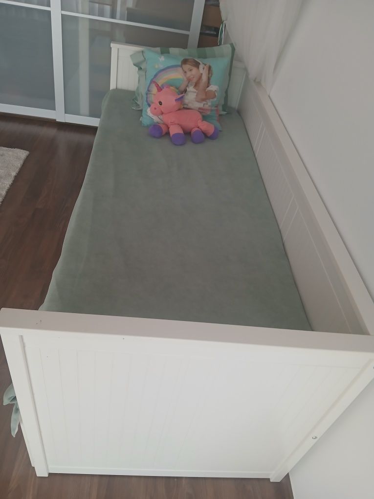 Cama ikea Hemnes