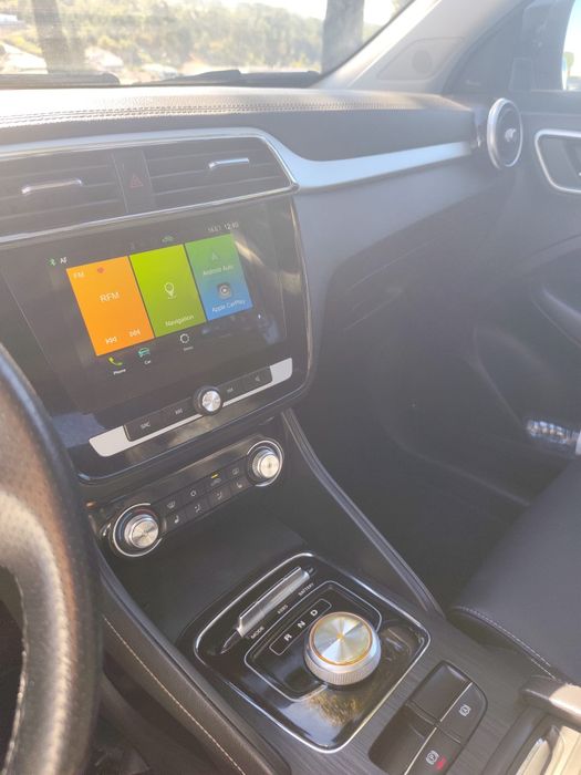 MG Zs Ev luxury IVA dedutível