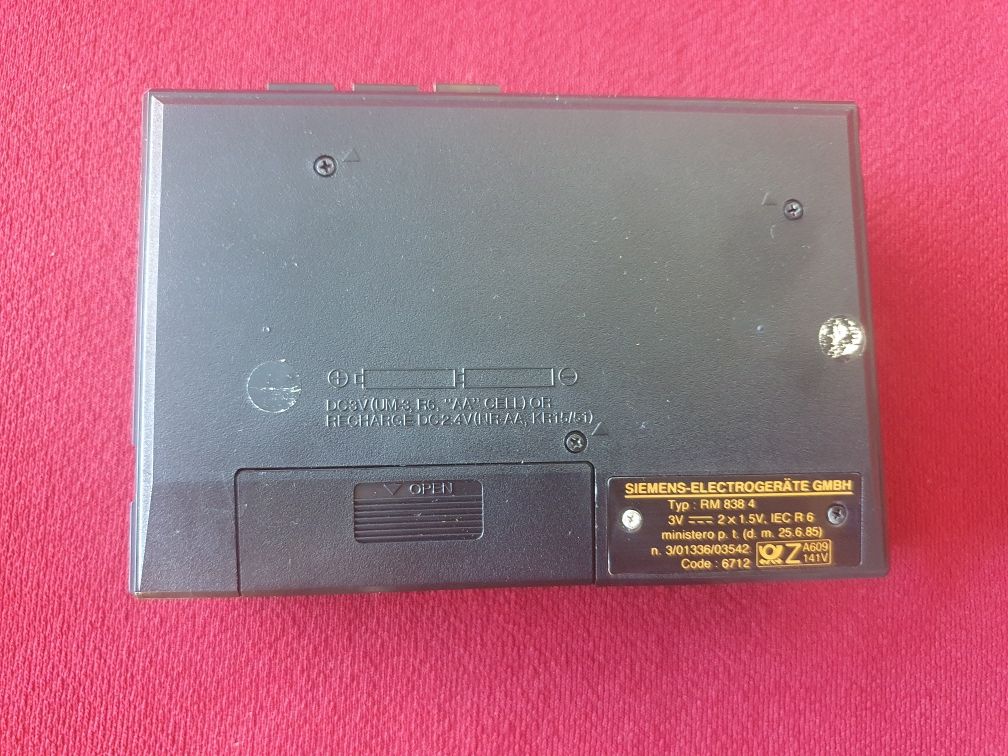 odtwarzacz kasetowy stereo  Simens RM838 z radiem Vintage