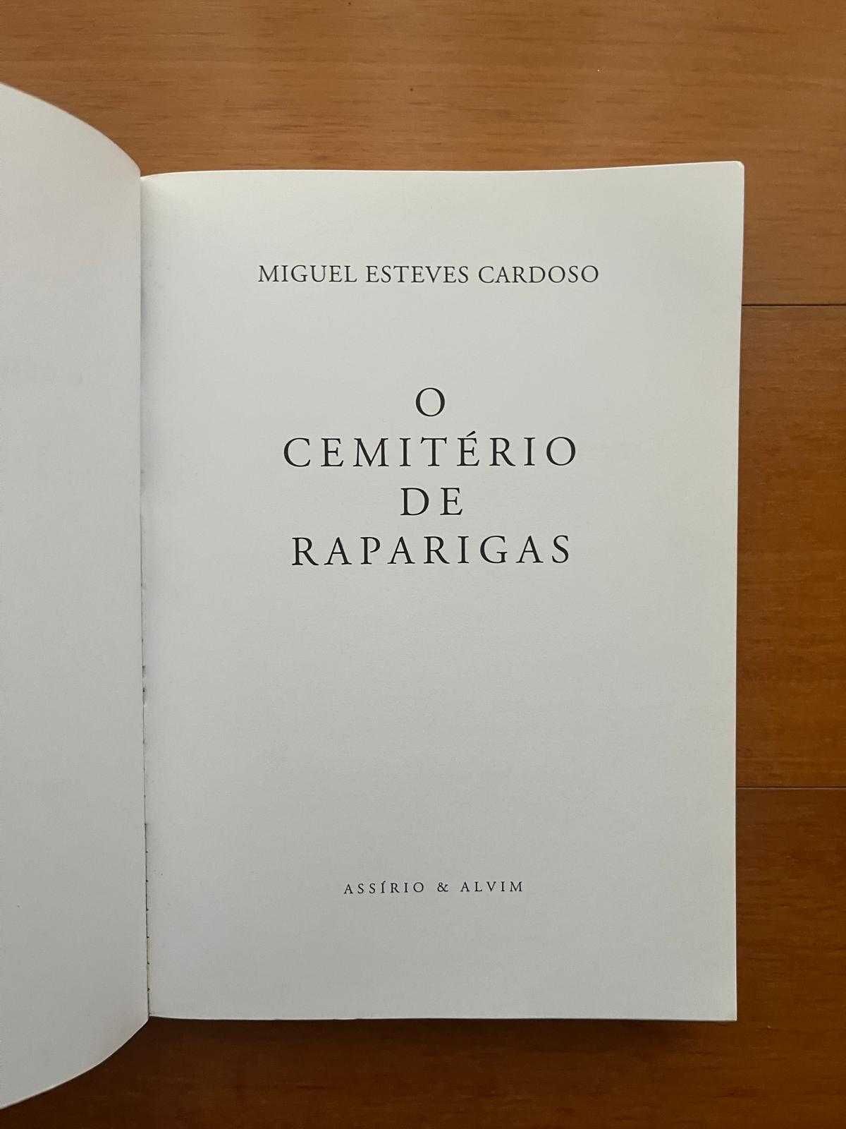 "Cemitério de Raparigas" de Miguel Esteves Cardoso