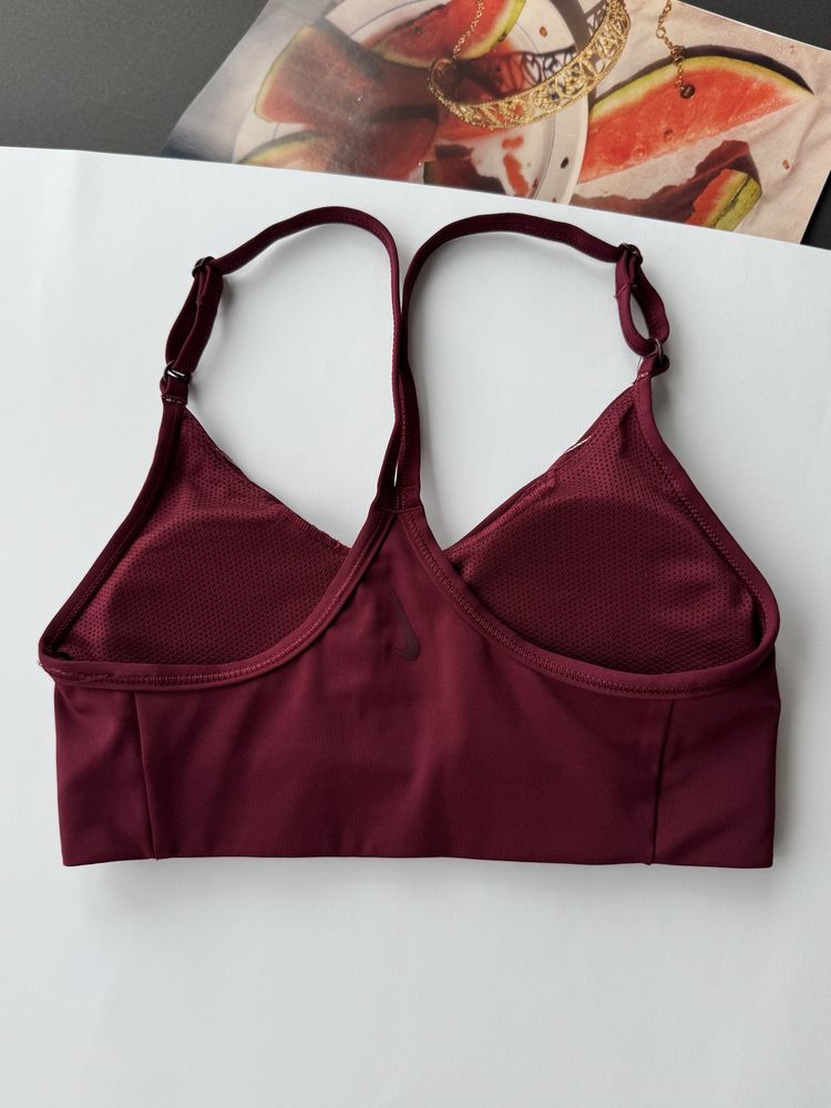 топ Nike Xs бордо