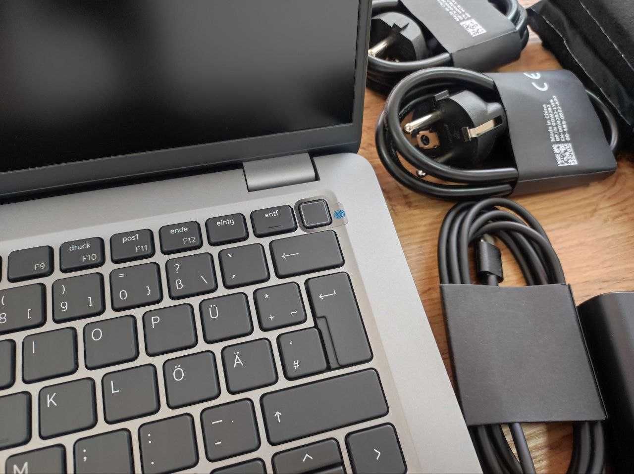 Dell Latitude 5450 i5 1345U/16GB DDR5/256GB Win. 11