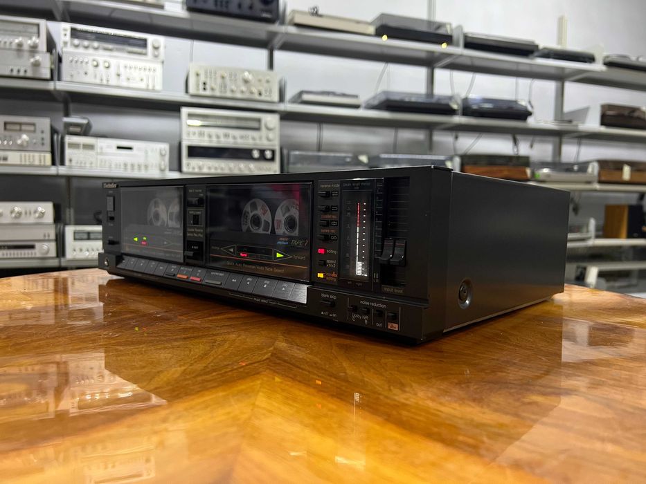 Magnetofon dwukieszeniowy Technics RS-T80R Audio Room