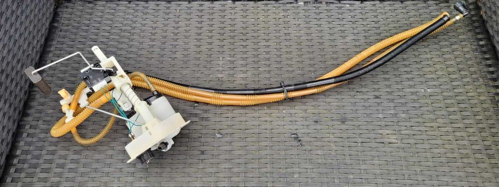 Przelew pływak BMW 3 E90 E91 E92 E93 benzyna