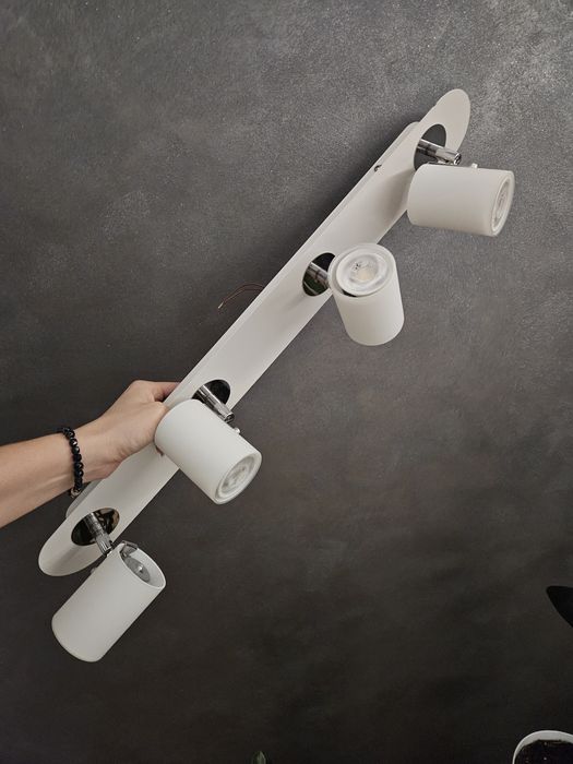 Lampa sufitowa spot biała