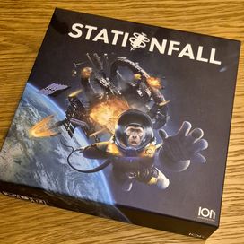 Stationfall EN + figurki gra planszowa