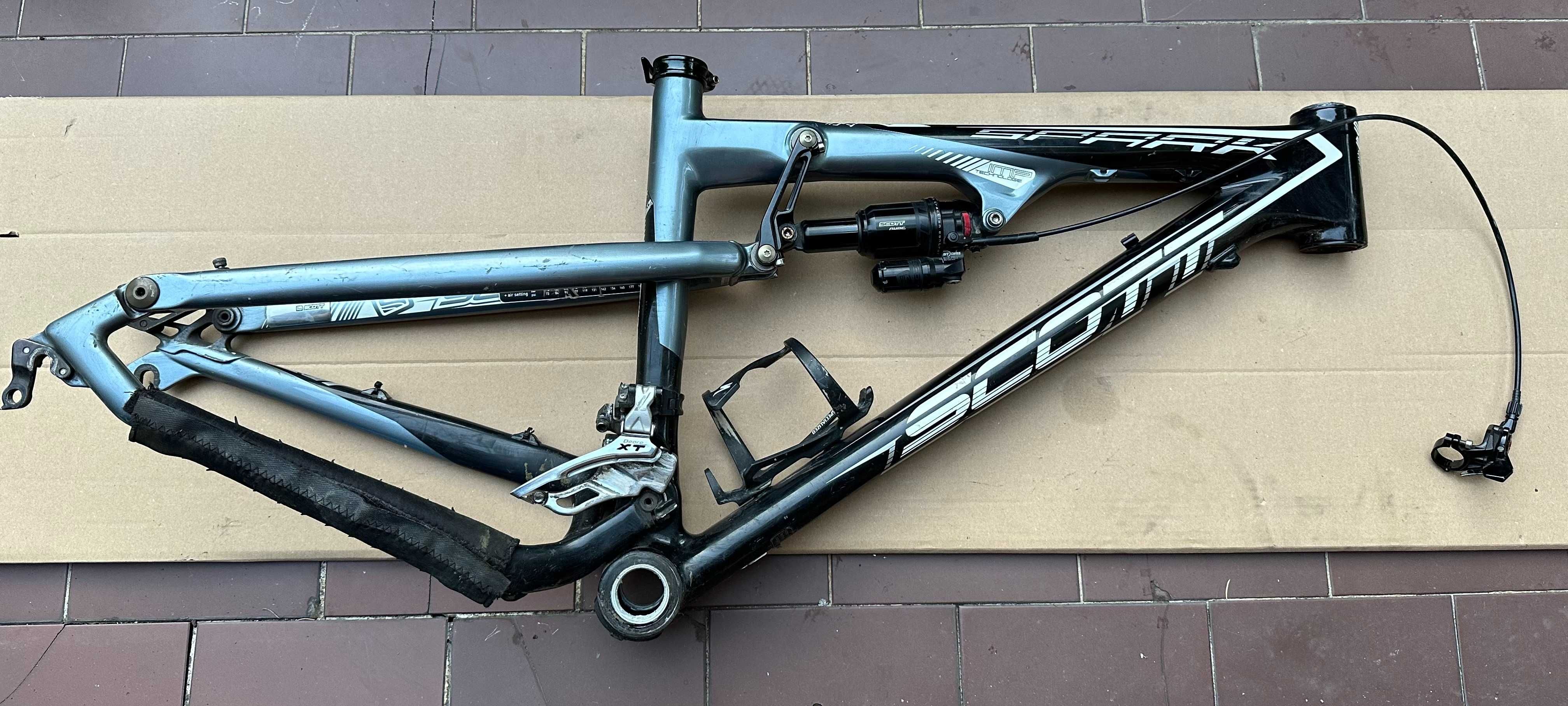 Rama SCOTT Spark Carbon 26" + Damper DT Swiss