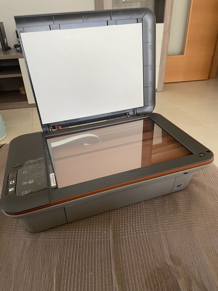 Impressora/fotocopiadora/scanner Hp deskjet 2050A