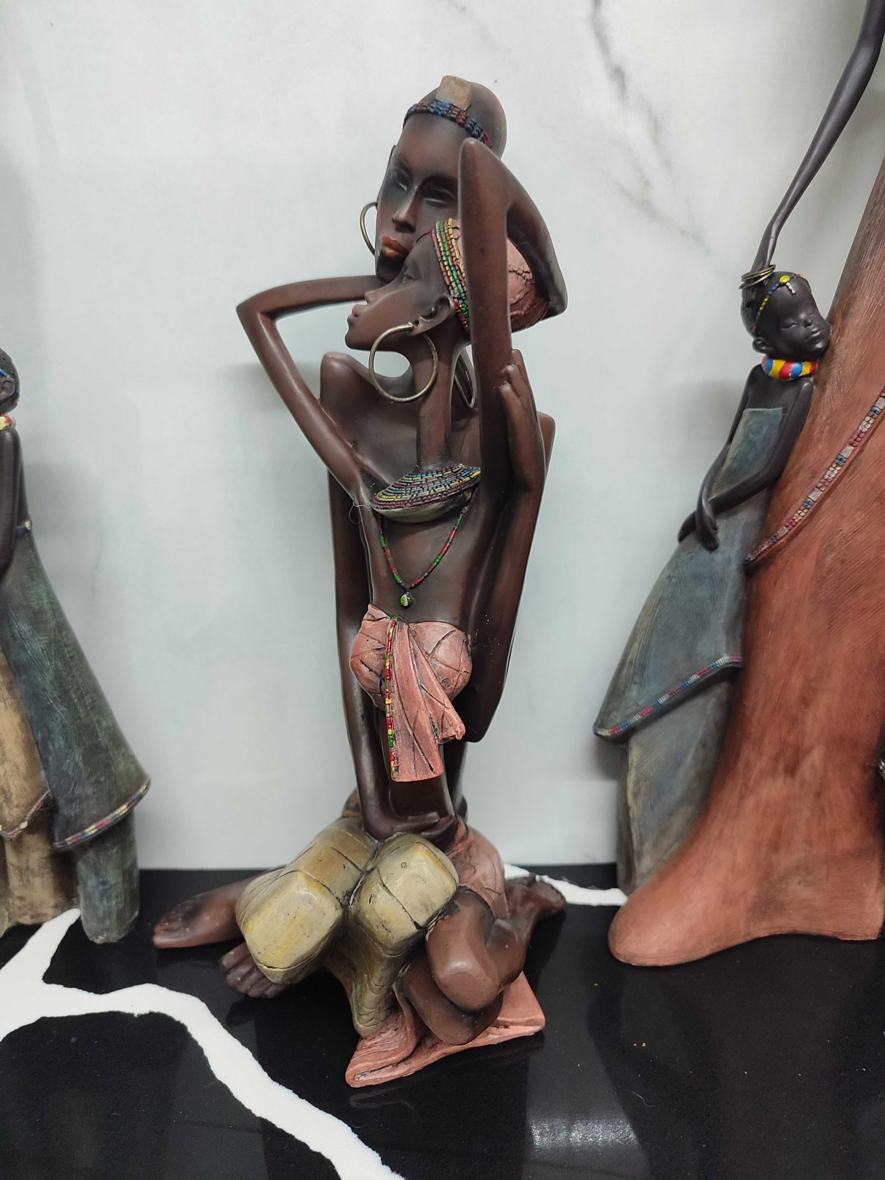 3 Estatuetas africanas