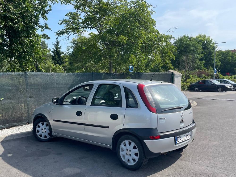 Opel Corsa 1.7d/oszczedna/bardzo dobry stan/doiwestowana/nowy rozrzad