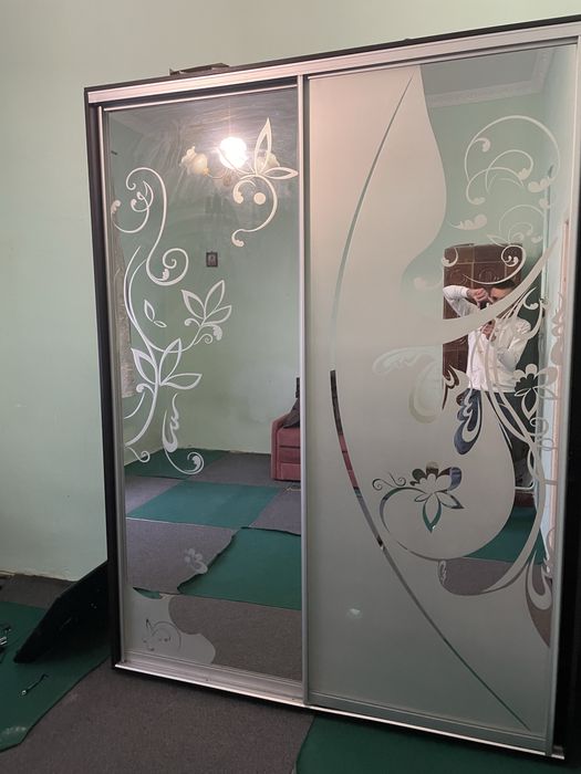 Шафа купе в гарному стані