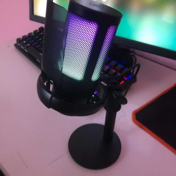 Микрофон с RGB подсветкой на стойке трансмиттер (мікрофон, штатив)