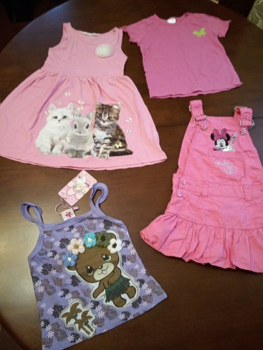 Фірмова літня сукня, сарафан, топ на дівчинку.