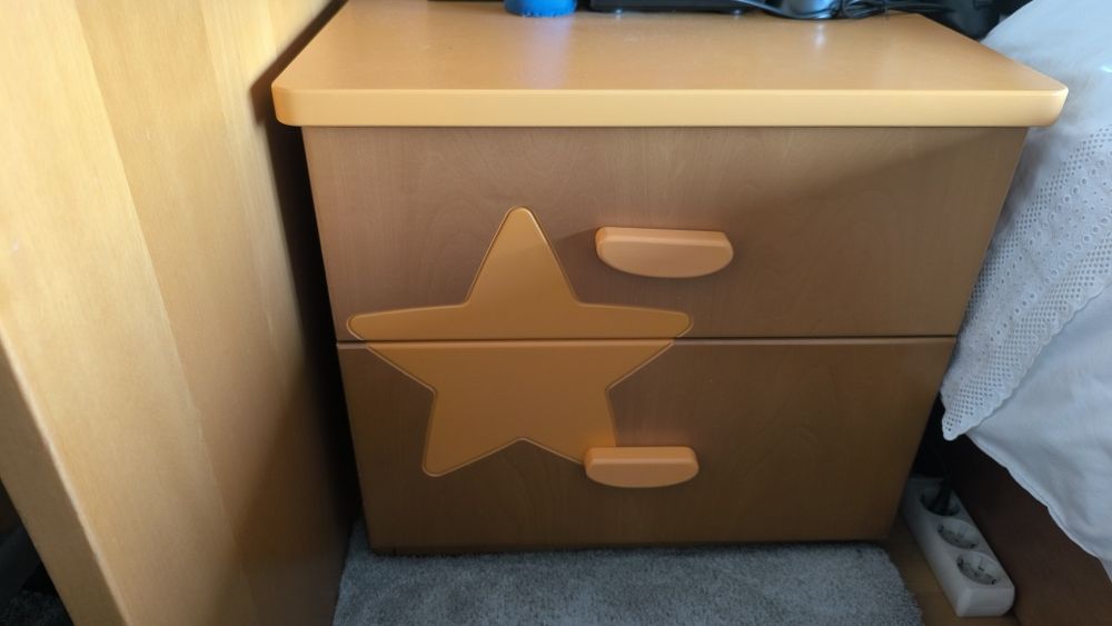 Mesa de cabeceira madeira