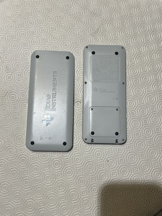 Calculadora grafica texas TI-84 plus CE -T