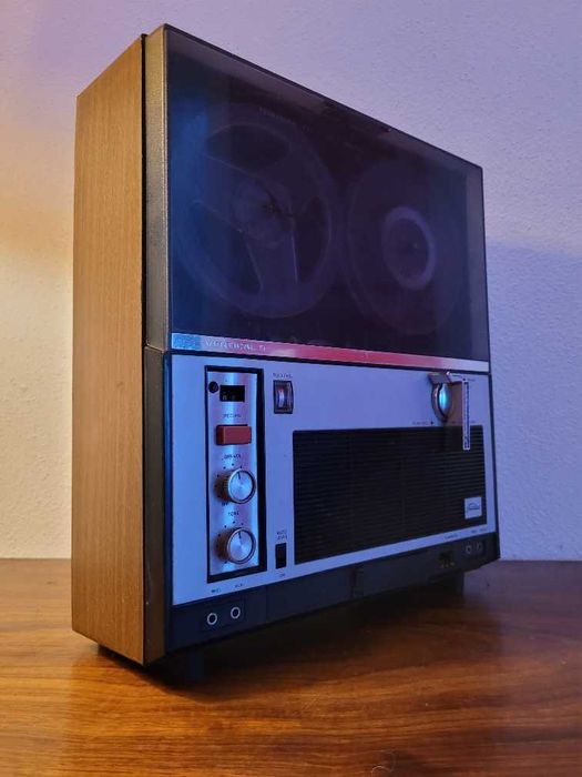 vintage 1960 Toshiba Tape Recorder GT-601V Gravador antigo c/ Bobines