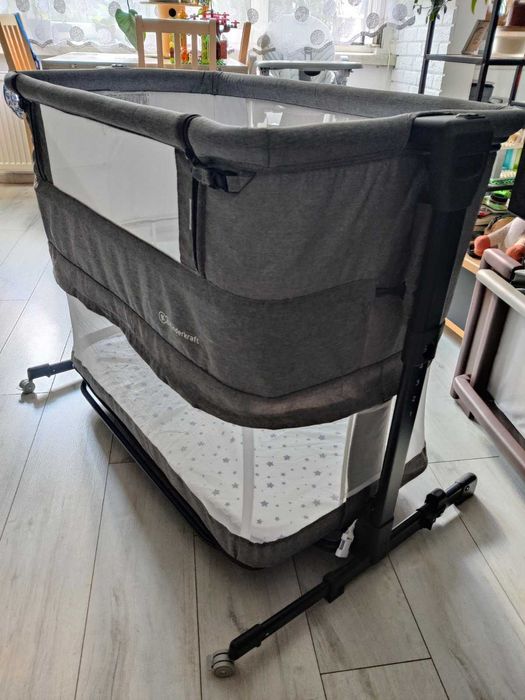 Łóżeczko dostawne Kinderkraft Neste Grow z dodatkami.