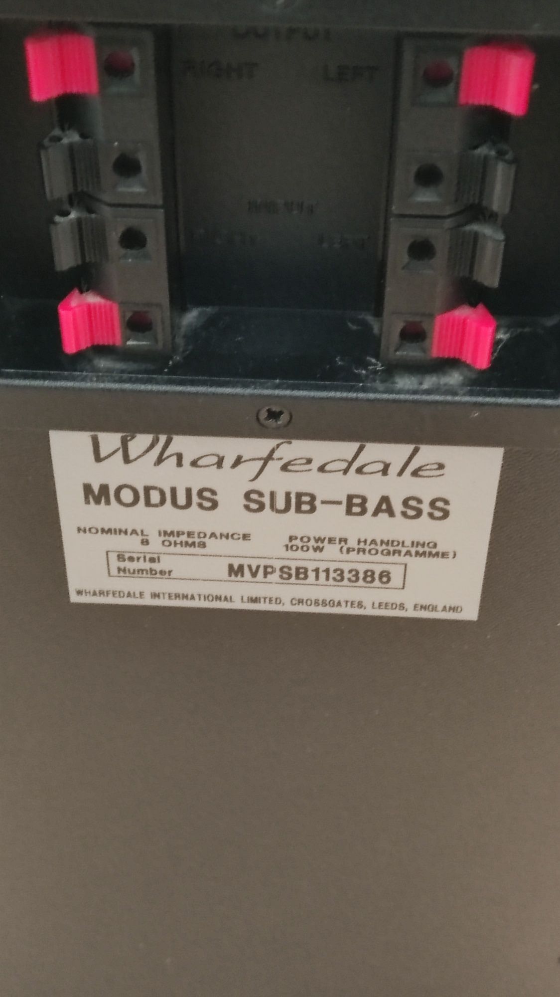Par de colunas Hi Fi Kef C5 com Sub bass Wharfedale