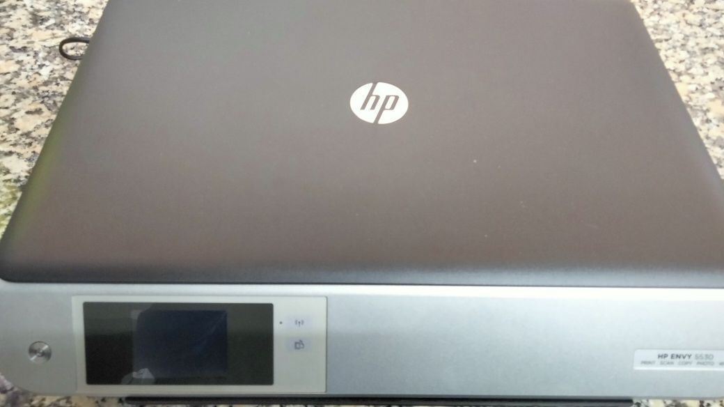 Vendo impressora HP  ENVY5530