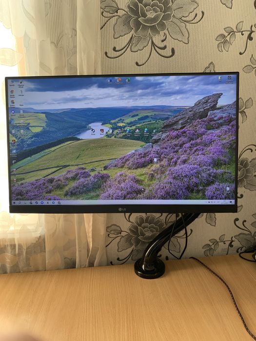 Ігровий монітор, LG Ultragear 24GN60R-B, 24 дюйма, +Кронштейн.